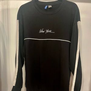 Men’s Divided H&M Black New York Pullover